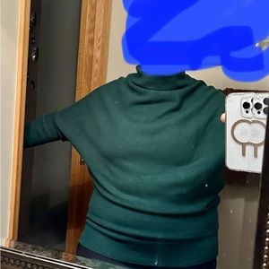 Forest green ladies funnel neck sweater